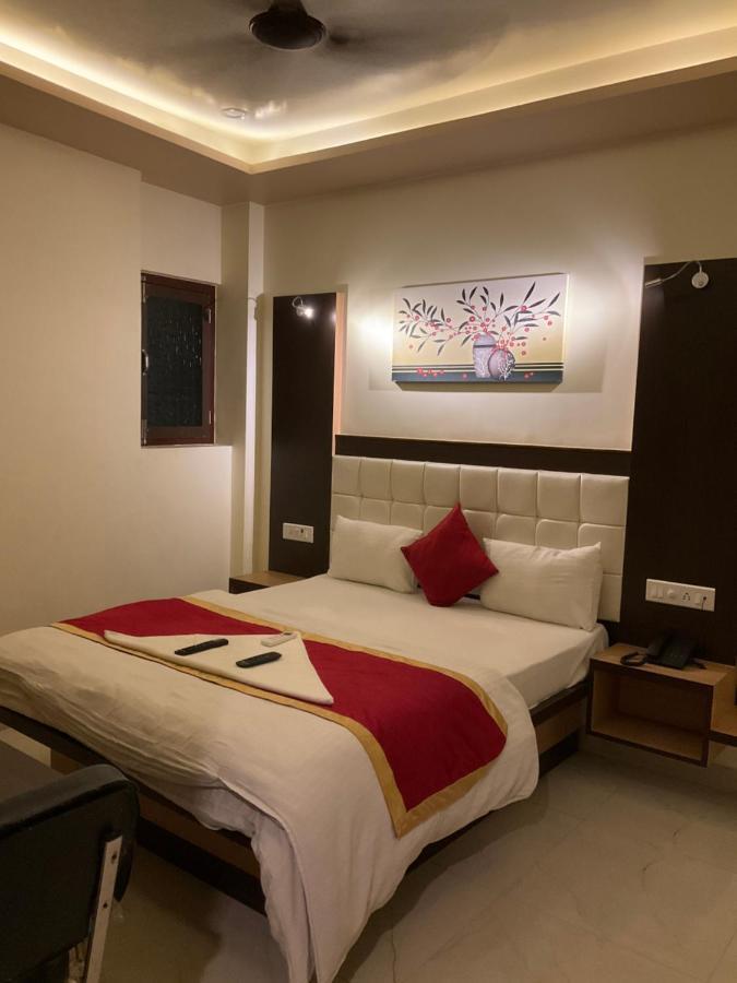 Hotel Benaras Gharana Inn Varanasi Eksteriør bilde